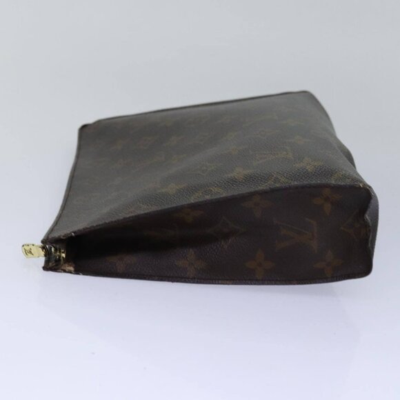 LOUIS VUITTON Monogram Poche Toilette 26 Pouch - Picture 3 of 16